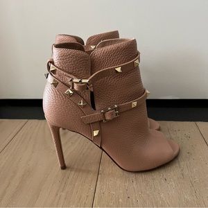 Valentino Rockstud Peep toe booties sz 36.5